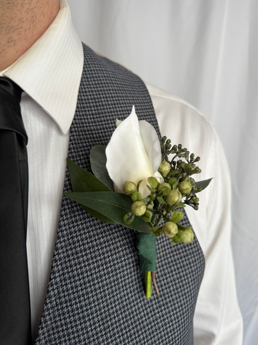 Addison boutonniere