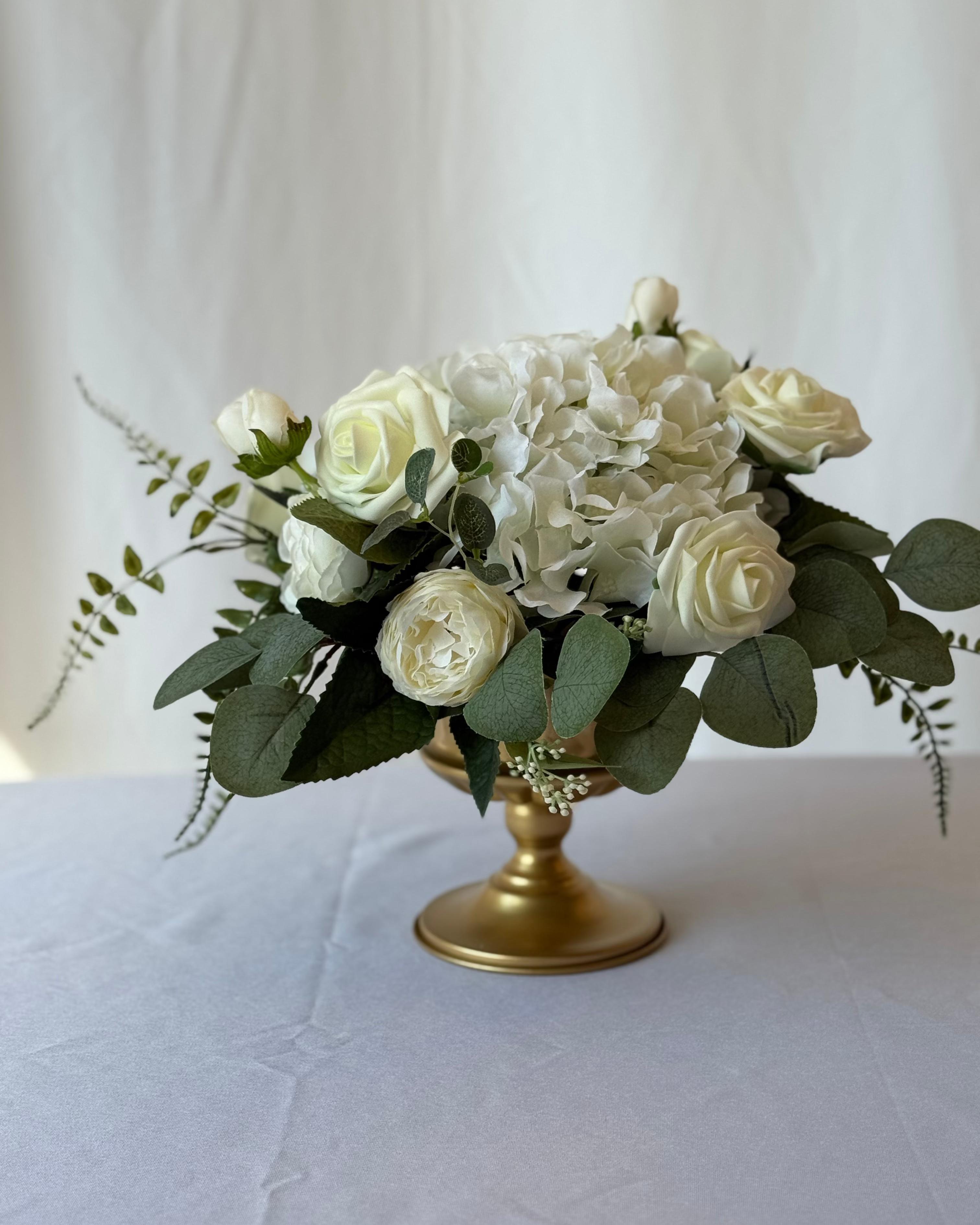 Addison Centerpiece (Gold Vase)